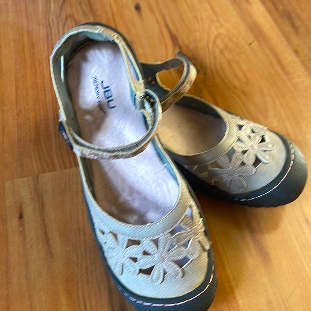 JBU- Mary Janes